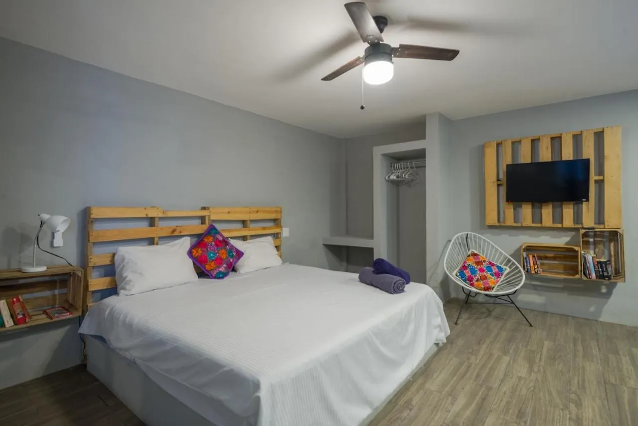 GAIA STUDIOS by Mi Casa es tu Casa Cancún 0*,