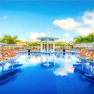 Курортный комплекс Moon Palace The Grand Cancun, Alfredo V. Bonfil
